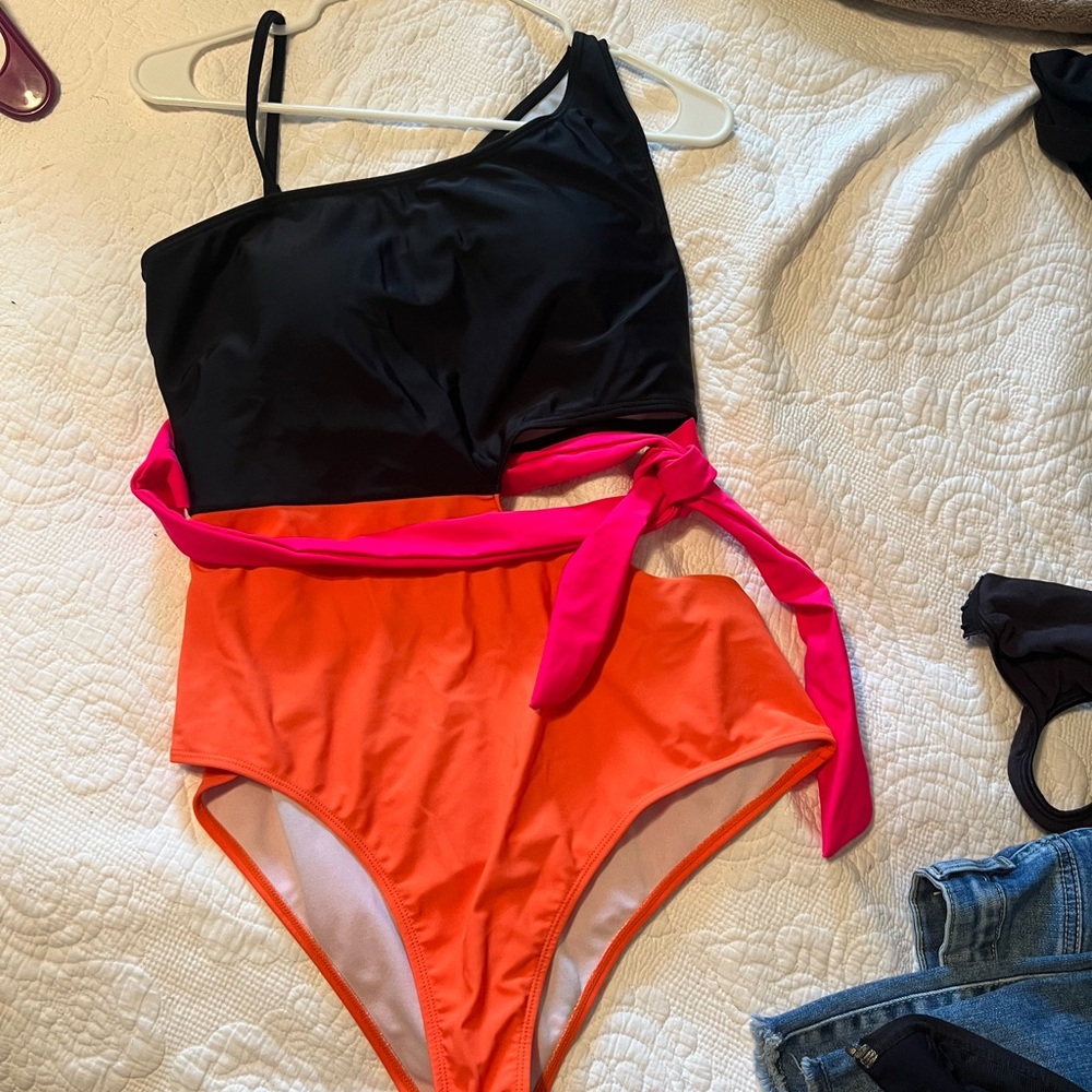Monokini